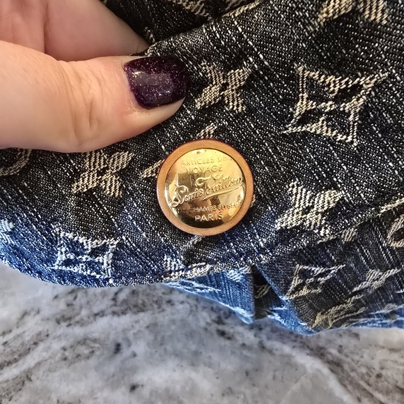 SOLD!! Louis Vuitton DENIM Daily RARE!! - Picture 9 of 11